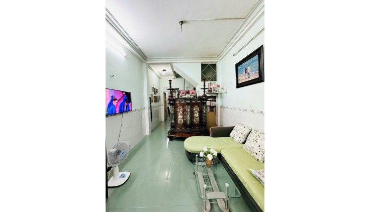 Mặt tiền hẻm 198 Dương Bá Trạc 3.6x20 nở hậu 4.4 77m2 chỉ 11 tỷ 5